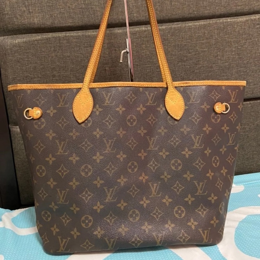 Louis Vuitton Neverfull MM